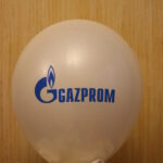 белый шар с логотипом Газпром